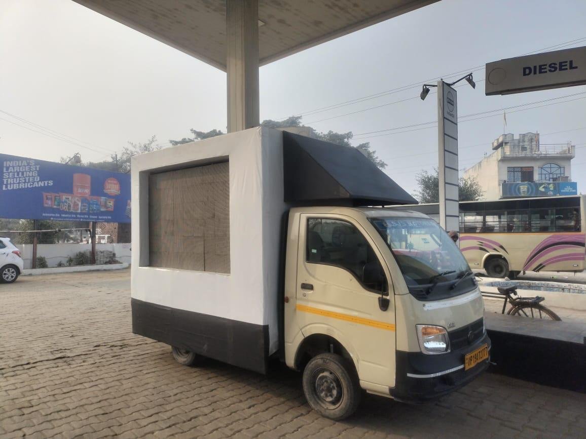 LED van build